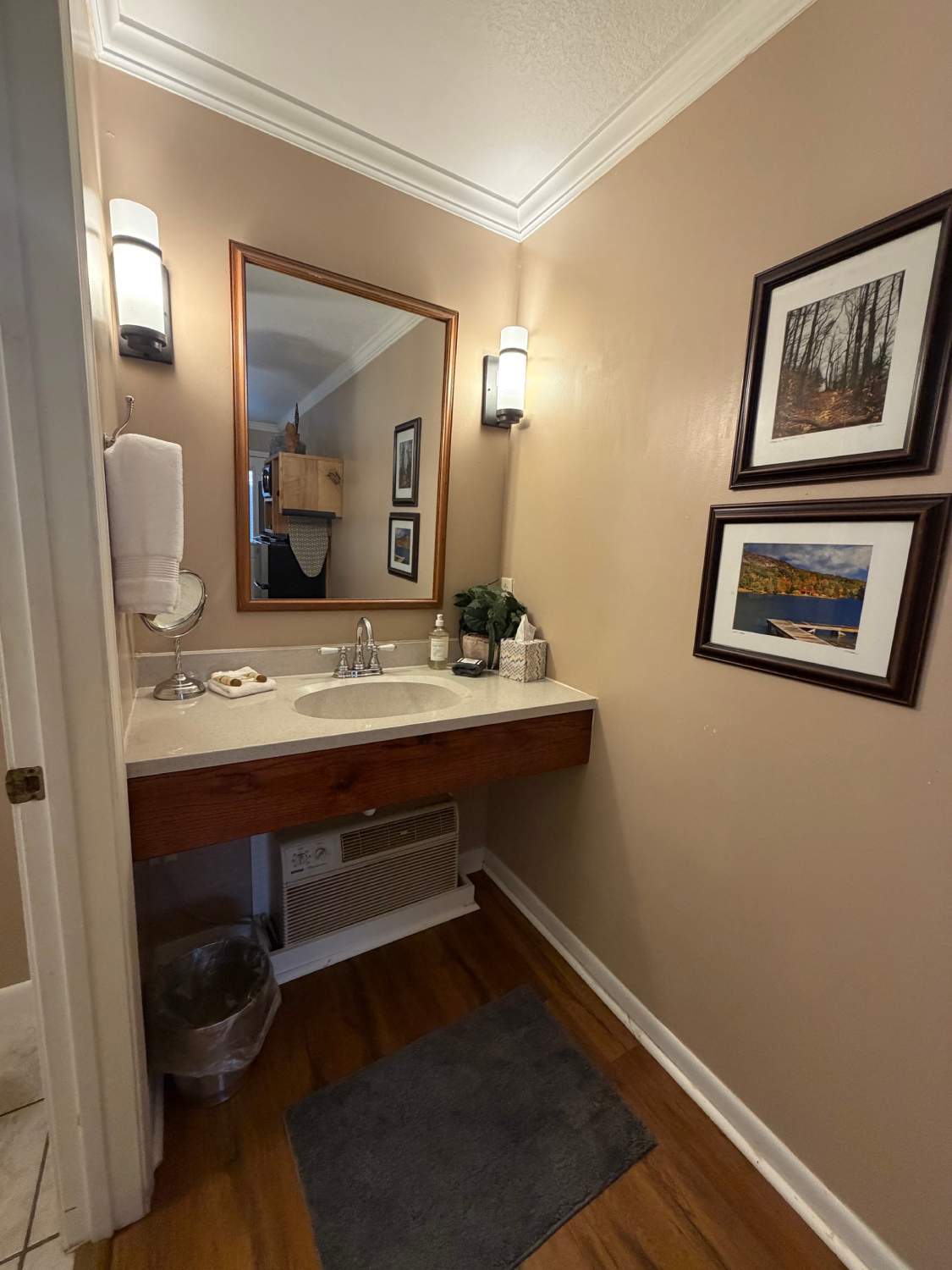 Gallery Image 6