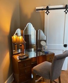 uploads/1/Dressing area